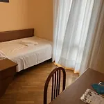 Hotel Saini With Air Conditioning
