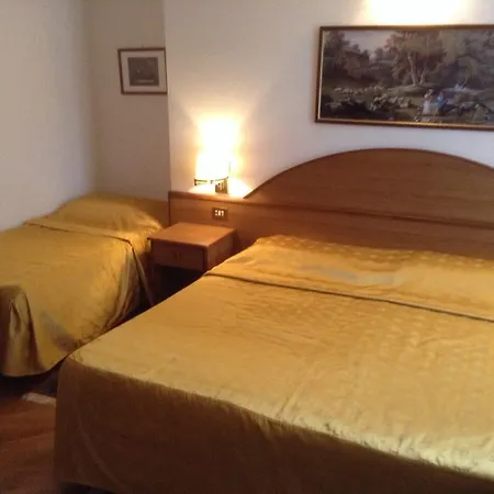 Hotel Saini With Air Conditioning 3*