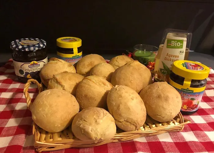 Saini With Air Conditioning Hotell Stresa